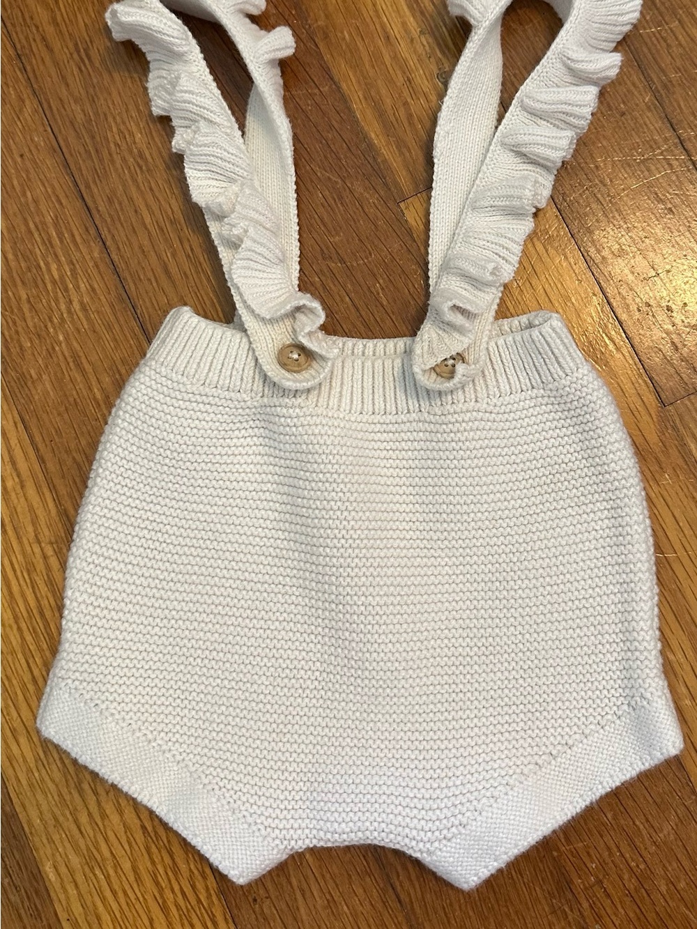 ZARA SZ 1-3 mos Knit Ruffle Suspender Baby Bloomers Shortalls Cream